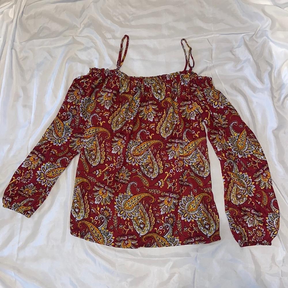Burgundy off-shoulder Top